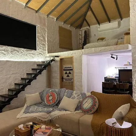 كابينة دورين بوهيمي وجاكوزي كبير Apartment